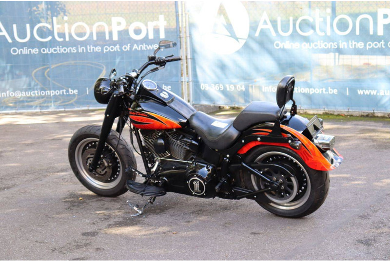 Harley-Davidson Fat Boy Low - Motorcycle: picture 3 Harley-Davidson Fat Boy Low - Motorcycle: picture 3