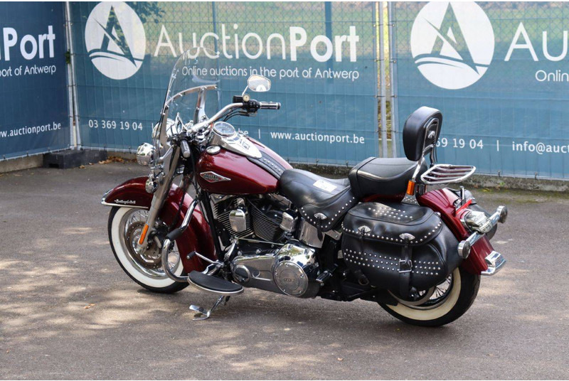 Harley-Davidson Heritage Softail - Motorcycle: picture 3 Harley-Davidson Heritage Softail - Motorcycle: picture 3