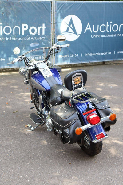 Harley-Davidson Heritage Softail Classic - Motorcycle: picture 4 Harley-Davidson Heritage Softail Classic - Motorcycle: picture 4