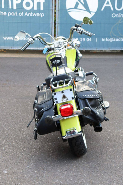 Harley-Davidson Heritage Softail Classic - Motorcycle: picture 5 Harley-Davidson Heritage Softail Classic - Motorcycle: picture 5