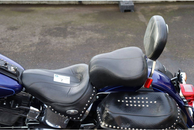 Motorcycle Harley-Davidson Heritage Softail Classic: picture 16 Motorcycle Harley-Davidson Heritage Softail Classic: picture 16