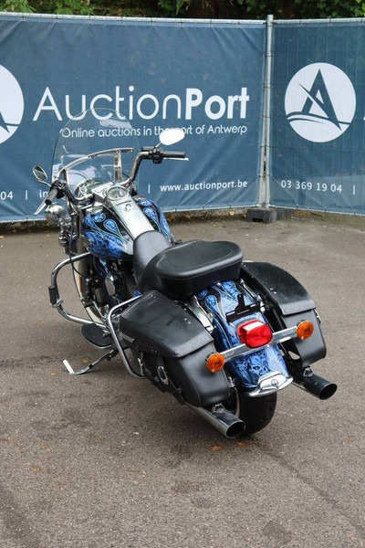 Harley-Davidson Road King Classic - Motorcycle: picture 4 Harley-Davidson Road King Classic - Motorcycle: picture 4