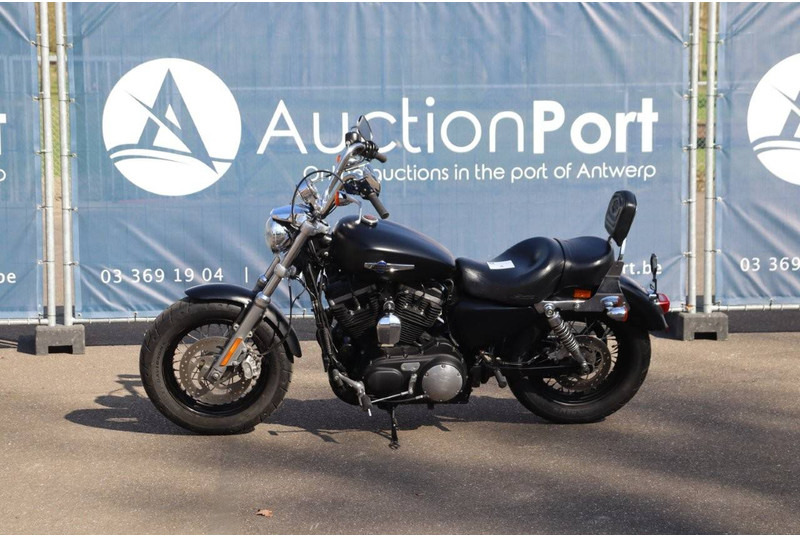 Harley-Davidson SPORTSTER XL1200 CUSTOM - Motorcycle: picture 1 Harley-Davidson SPORTSTER XL1200 CUSTOM - Motorcycle: picture 1