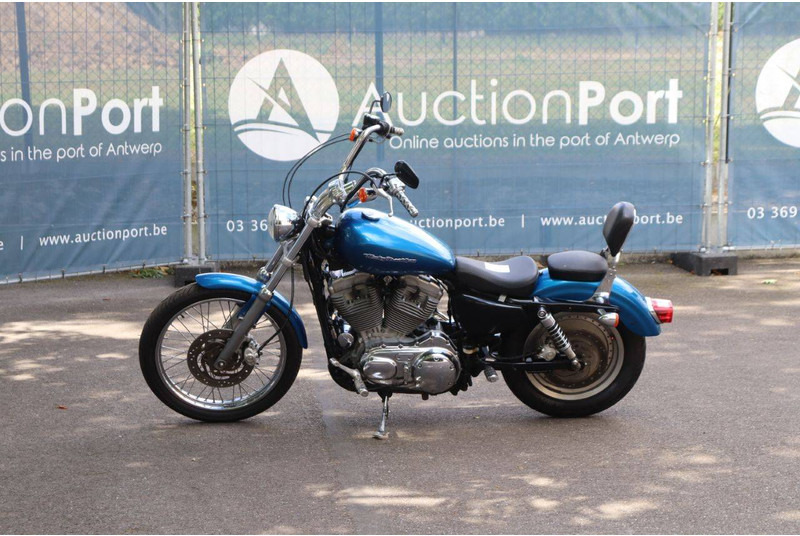 Harley-Davidson Sportster XL 883 Super Low - Motorcycle: picture 1 Harley-Davidson Sportster XL 883 Super Low - Motorcycle: picture 1