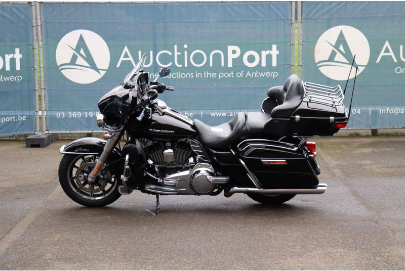 Harley-Davidson Ultra Classic - Motorcycle: picture 2 Harley-Davidson Ultra Classic - Motorcycle: picture 2