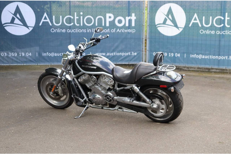 Harley-Davidson V-ROD Muscle - Motorcycle: picture 3 Harley-Davidson V-ROD Muscle - Motorcycle: picture 3