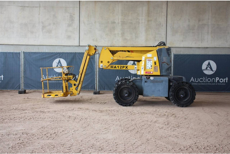 Haulotte HA12PX - Articulated boom: picture 2 Haulotte HA12PX - Articulated boom: picture 2