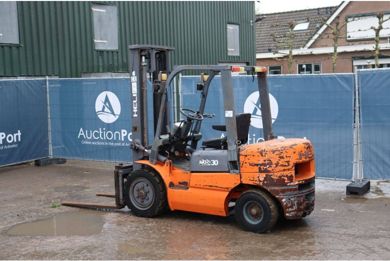 Heli HFD30 - Diesel forklift: picture 4 Heli HFD30 - Diesel forklift: picture 4