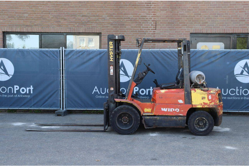 Hyster H3.00XM - LPG forklift: picture 2 Hyster H3.00XM - LPG forklift: picture 2