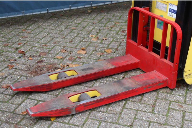 Stacker Hyster S1.0 AC: picture 9