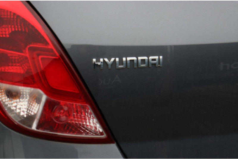 Sedan Hyundai i20: picture 17 Sedan Hyundai i20: picture 17