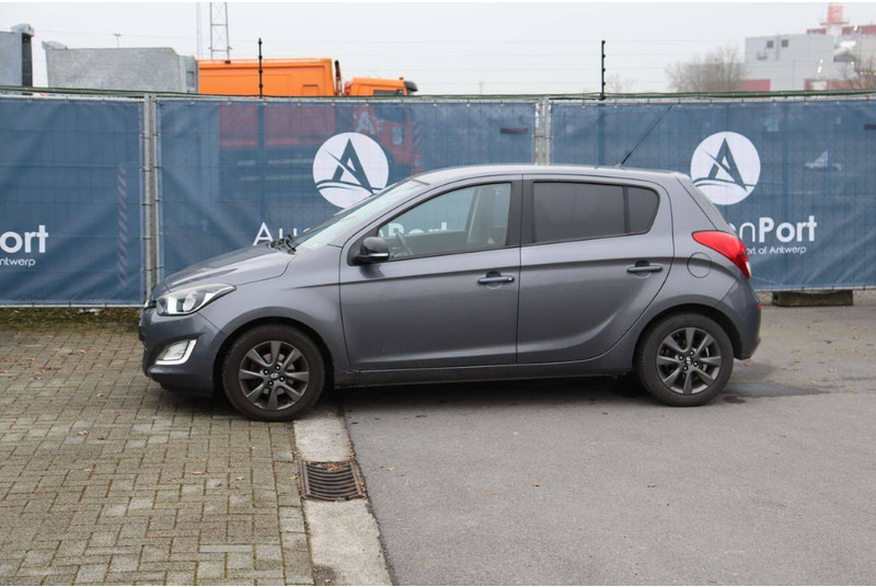 Hyundai i20 - Sedan: picture 1 Hyundai i20 - Sedan: picture 1