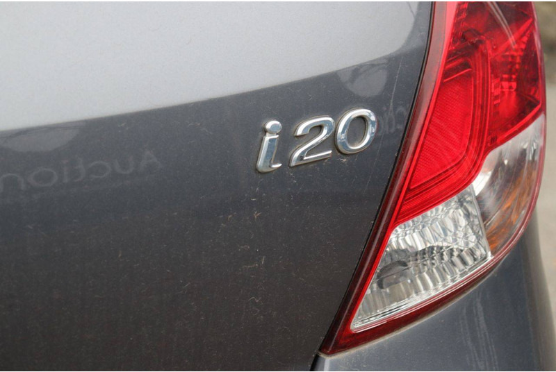 Sedan Hyundai i20: picture 19 Sedan Hyundai i20: picture 19