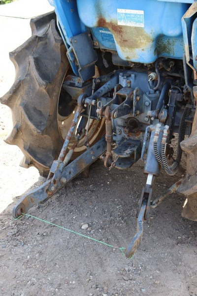 Farm tractor Iseki TA227: picture 14