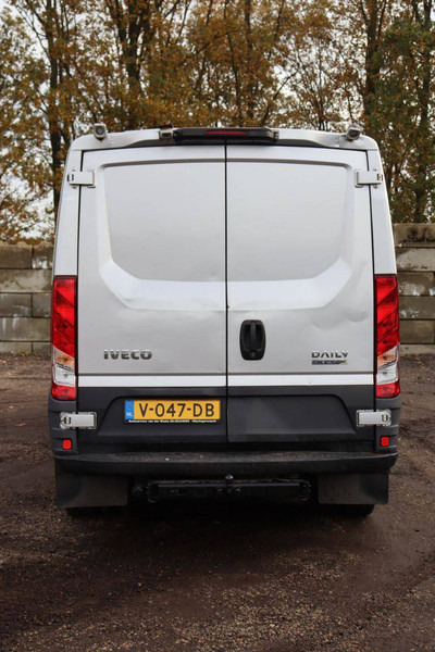 Iveco Daily 40C21 - Panel van: picture 5 Iveco Daily 40C21 - Panel van: picture 5