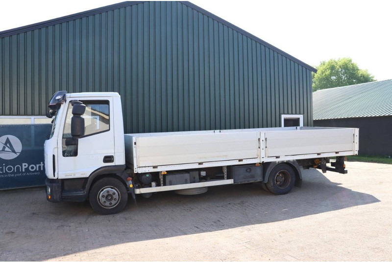 Iveco ML80E18/P - Dropside/ Flatbed truck: picture 1 Iveco ML80E18/P - Dropside/ Flatbed truck: picture 1