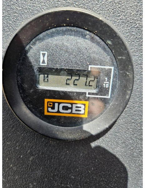 Mini excavator JCB 19C-1 E: picture 7