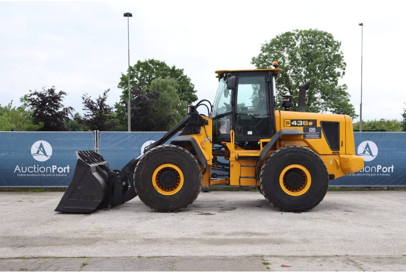JCB 436e - Wheel loader: picture 2 JCB 436e - Wheel loader: picture 2