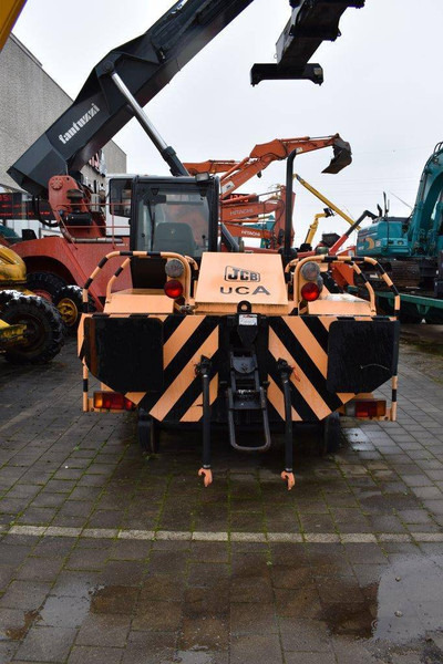 Farm tractor JCB SLP 532: picture 8 Farm tractor JCB SLP 532: picture 8