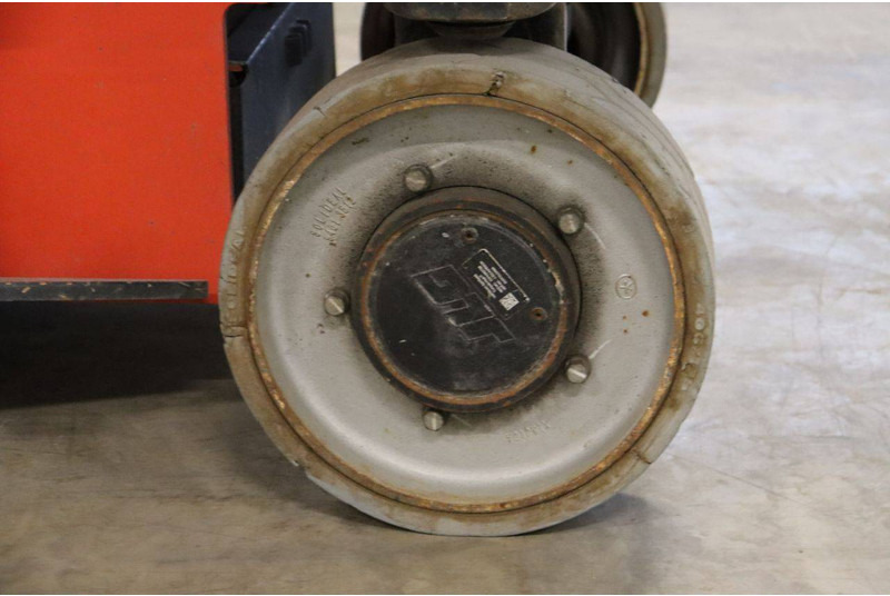 Scissor lift JLG 2646 ES: picture 16