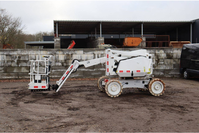 JLG 340AJ - Articulated boom: picture 1 JLG 340AJ - Articulated boom: picture 1