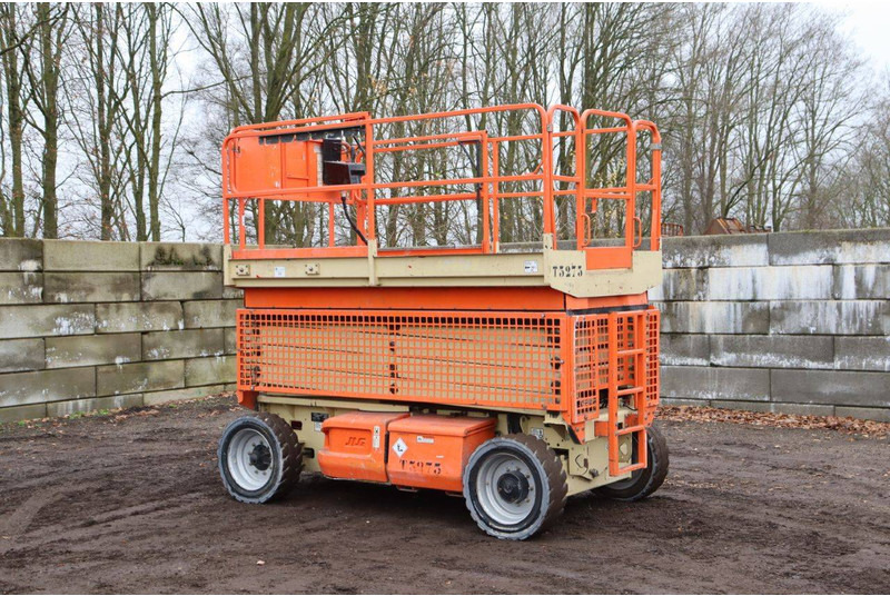JLG - Scissor lift: picture 4 JLG - Scissor lift: picture 4
