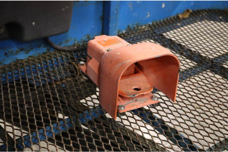 Telescopic boom JLG E600JP: picture 19