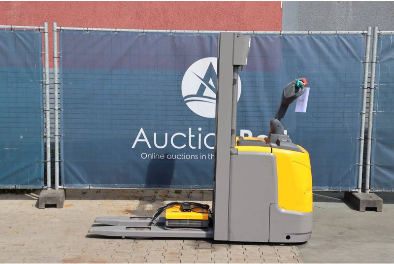 Jungheinrich ERC 216 - Stacker: picture 2 Jungheinrich ERC 216 - Stacker: picture 2