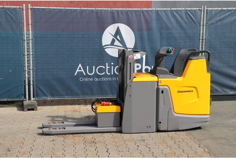 Jungheinrich ERD 220 - Stacker: picture 1 Jungheinrich ERD 220 - Stacker: picture 1
