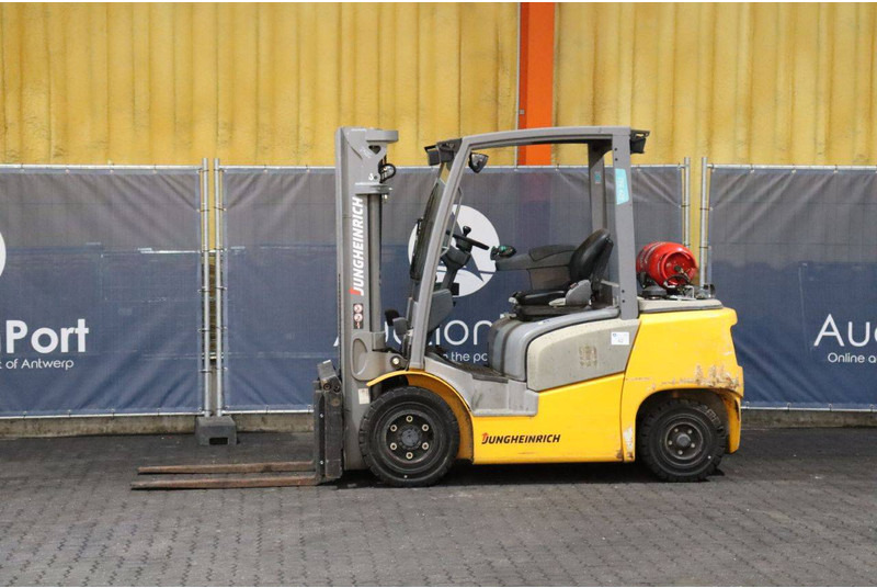 Jungheinrich TFG 425 - LPG forklift: picture 1 Jungheinrich TFG 425 - LPG forklift: picture 1