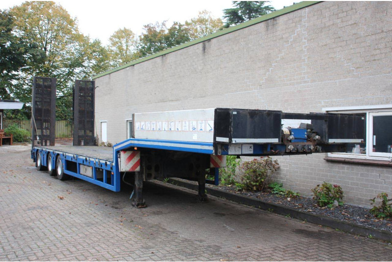 Kässbohrer LB3e - Low loader semi-trailer: picture 4 Kässbohrer LB3e - Low loader semi-trailer: picture 4