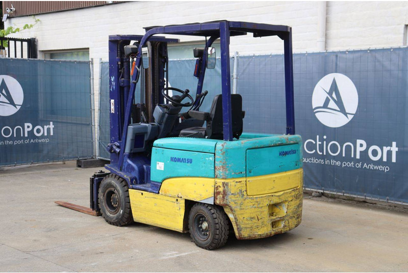 Komatsu FB25EX-8 - Electric forklift: picture 4 Komatsu FB25EX-8 - Electric forklift: picture 4