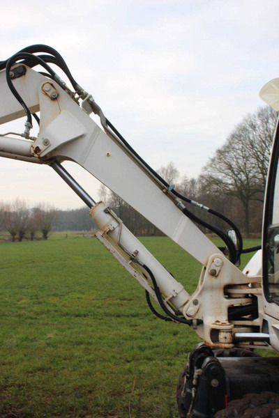 Wheel excavator Komatsu PW 95: picture 12