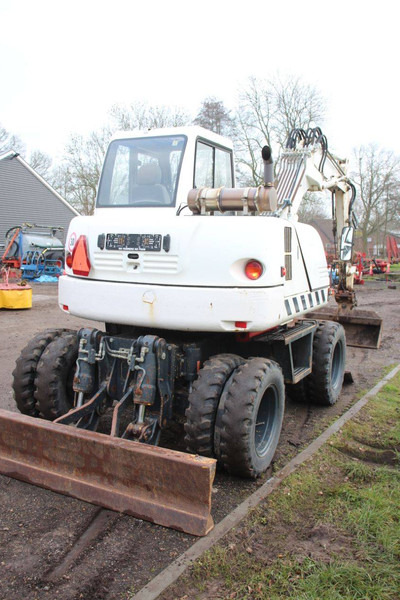 Komatsu PW 95 - Wheel excavator: picture 5 Komatsu PW 95 - Wheel excavator: picture 5