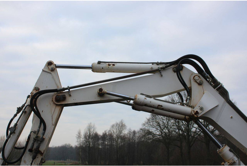 Wheel excavator Komatsu PW 95: picture 11