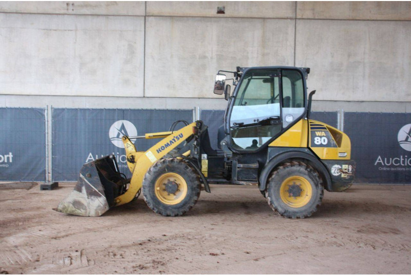 Komatsu WA80-5 - Wheel loader: picture 2 Komatsu WA80-5 - Wheel loader: picture 2