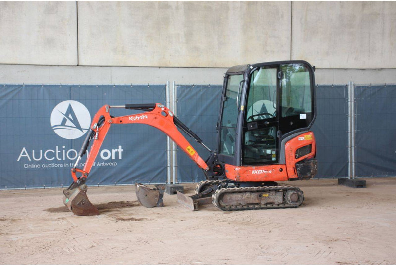 Kubota KX016-4 - Mini excavator: picture 1 Kubota KX016-4 - Mini excavator: picture 1