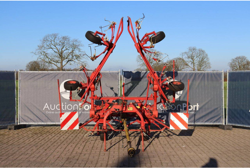 Lely LOTUS STABILO - Tedder/ Rake: picture 2 Lely LOTUS STABILO - Tedder/ Rake: picture 2