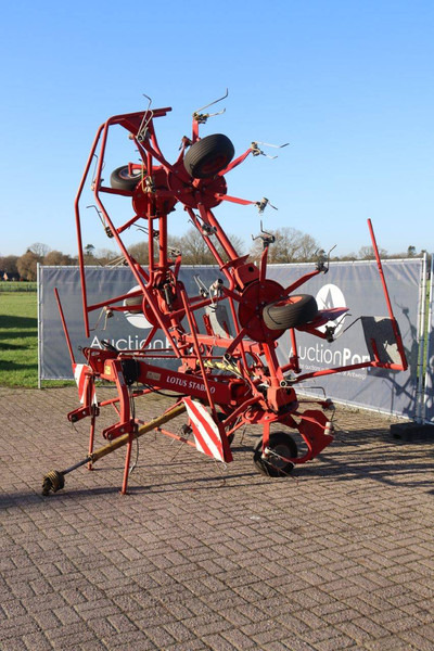 Lely LOTUS STABILO - Tedder/ Rake: picture 4 Lely LOTUS STABILO - Tedder/ Rake: picture 4
