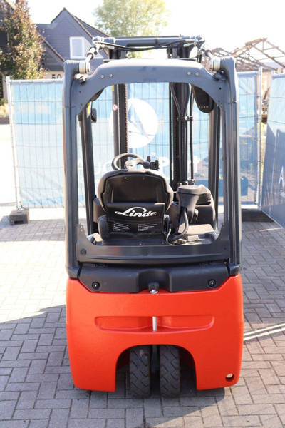 Linde E15-02 - Electric forklift: picture 5 Linde E15-02 - Electric forklift: picture 5