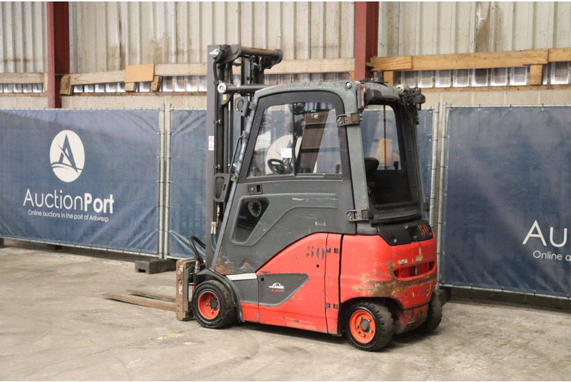 Linde E20PH-02 - Electric forklift: picture 3 Linde E20PH-02 - Electric forklift: picture 3