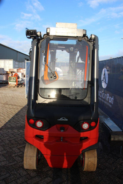 Linde E25-01 - Electric forklift: picture 4 Linde E25-01 - Electric forklift: picture 4