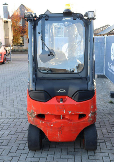 Linde E35HL-01 - Electric forklift: picture 5 Linde E35HL-01 - Electric forklift: picture 5