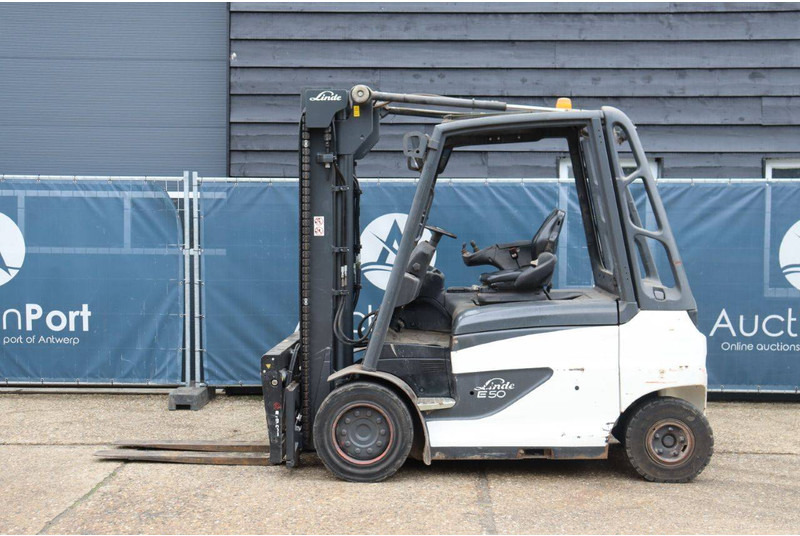 Linde E45H-01/600 - Electric forklift: picture 2 Linde E45H-01/600 - Electric forklift: picture 2
