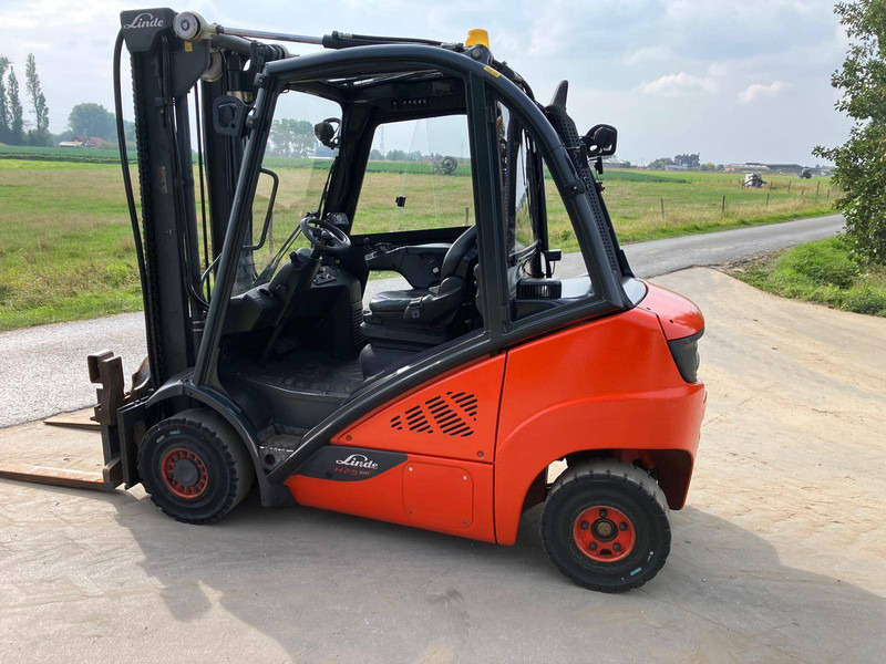 Linde H25D-02 - Diesel forklift: picture 2 Linde H25D-02 - Diesel forklift: picture 2