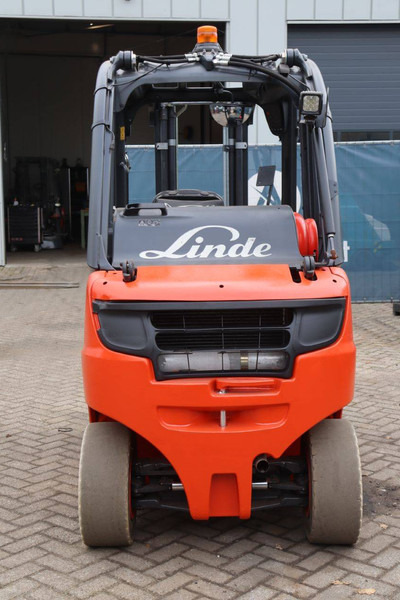 Linde H25T-02 - LPG forklift: picture 5 Linde H25T-02 - LPG forklift: picture 5