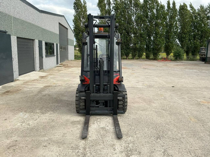 Linde H30D-02 - Diesel forklift: picture 5 Linde H30D-02 - Diesel forklift: picture 5
