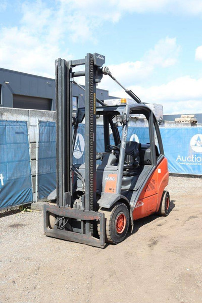 LPG forklift Linde H30T-01: picture 9
