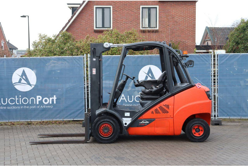 Linde H35D-02 - Diesel forklift: picture 2 Linde H35D-02 - Diesel forklift: picture 2
