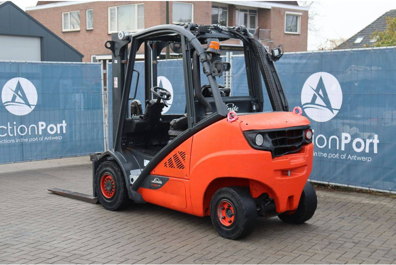 Linde H35D-02 - Diesel forklift: picture 4 Linde H35D-02 - Diesel forklift: picture 4